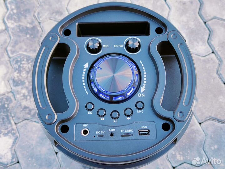 Большая колонка с блютузом