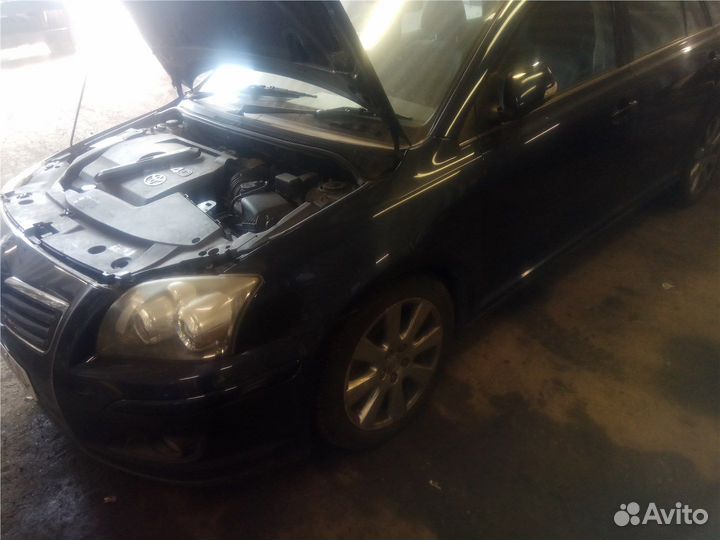 Разбор на запчасти Toyota Avensis 2