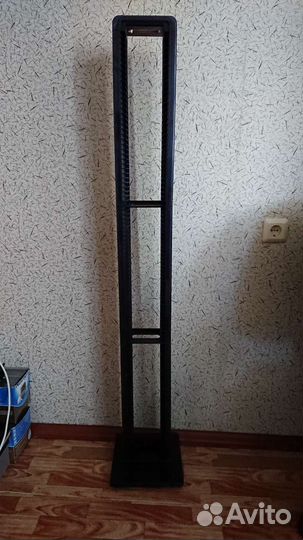 Подставка для дисков