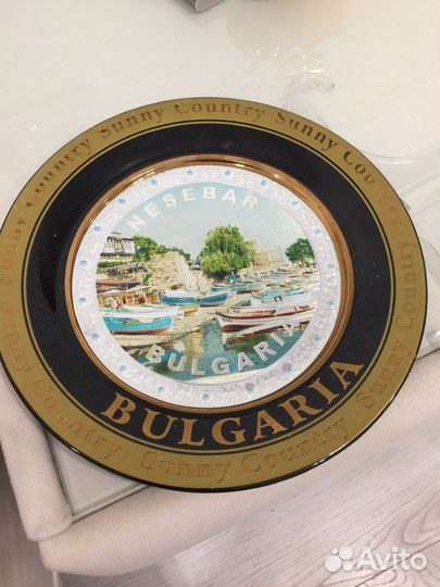 Настенная тарелка