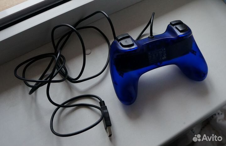 Геймпад Logitech Precision