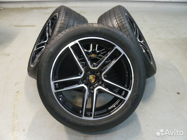 Колеса R20 Porsche Macan оригинал Turbo Black
