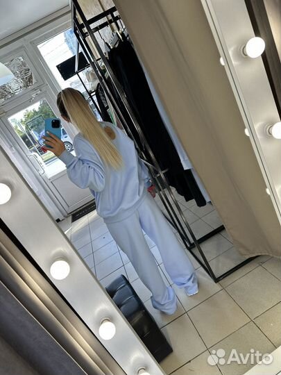 Спортивный костюм