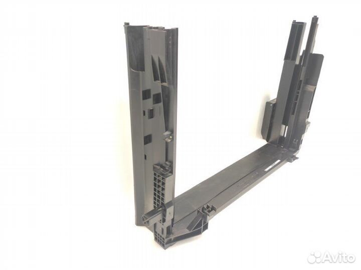 Рамка радиатора Bmw 5-Series F10 3.0 2011