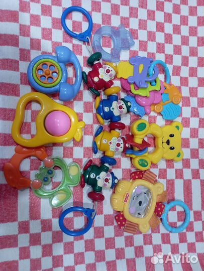 Игрушки погремушки