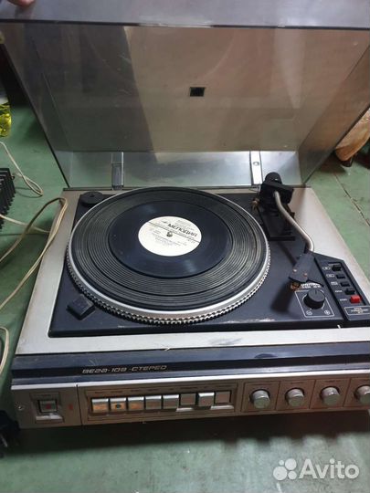 Проигрыватель винила вега 109
