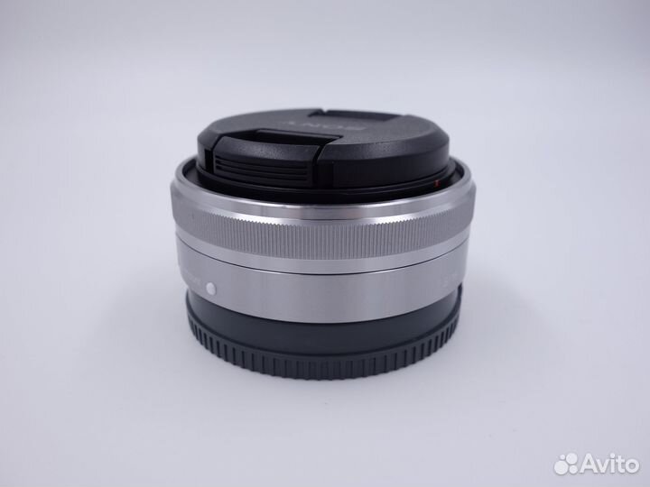 Sony E 16mm f/2.8