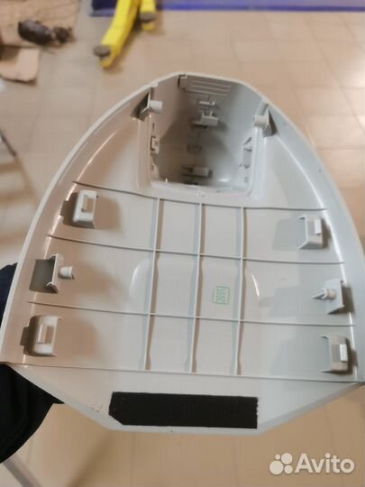 Кожух камеры ассистентов и зеркала Skoda Superb 3