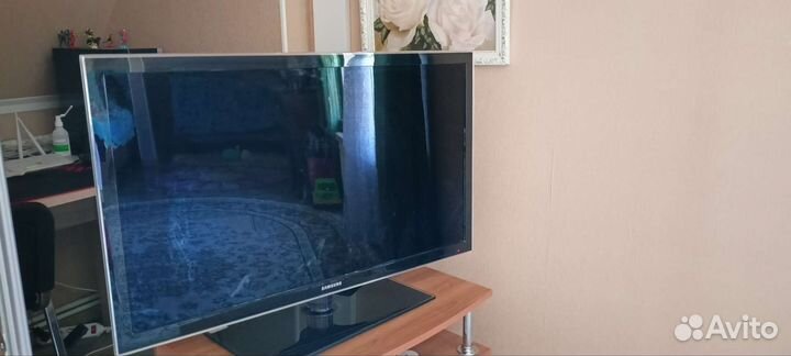 Телевизор samsung