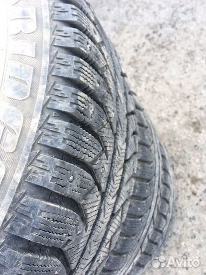 Bridgestone Ice Cruiser 7000 225/55 R17