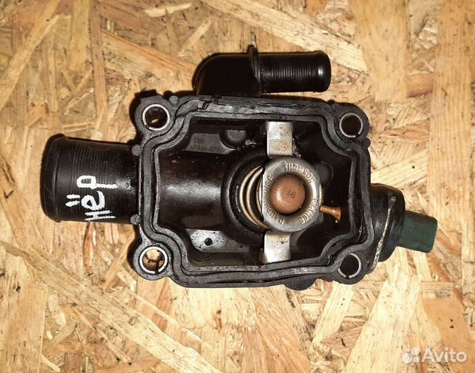 Корпус термостата Peugeot Partner Tepee B9