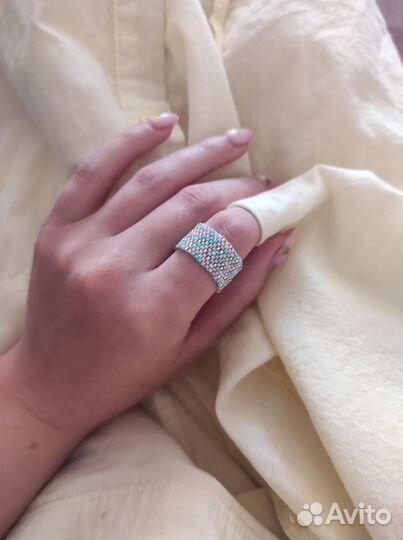 Кольцо из японского бисера