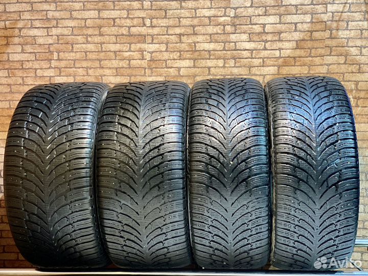 Nokian Tyres WR SUV 4 275/45 R21 и 315/40 R21