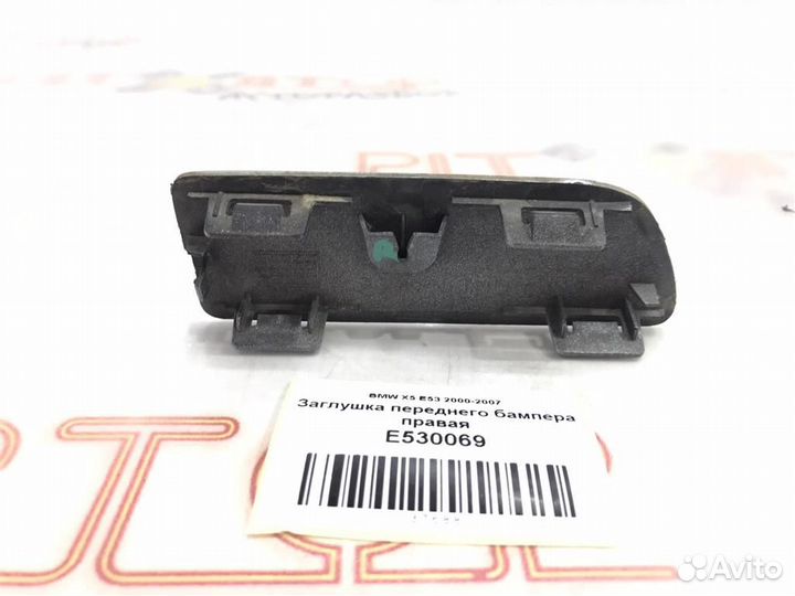 Заглушка переднего бампера правая BMW X5 E53 2000