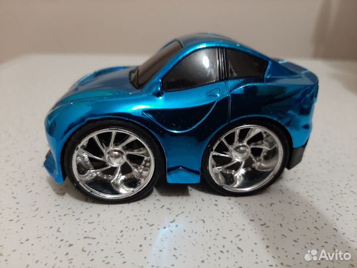 Машинки металлические