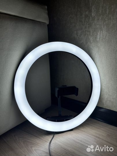 Кольцевая лампа без штатива