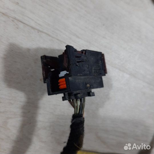 Проводка двери задняя правая Chevrolet Aveo T300