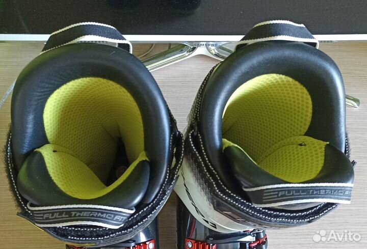 Горнолыжные ботинки Fischer RC4 27,5(43)