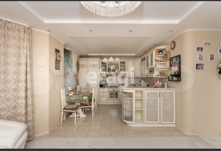 3-к. квартира, 96 м², 1/5 эт.