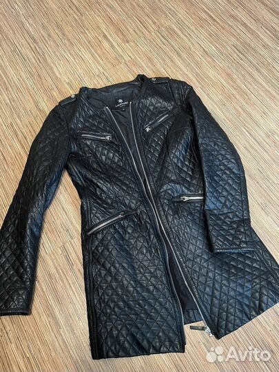 Кожаный плащ