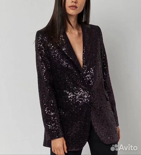 Продаю супертрендовый сейчас пиджак черный