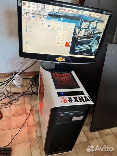 Монитор для компьютера