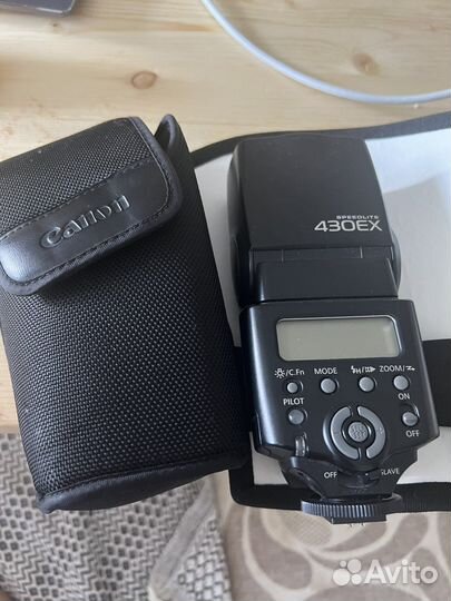 Вспышка камеры Canon Speedlite 430EX II