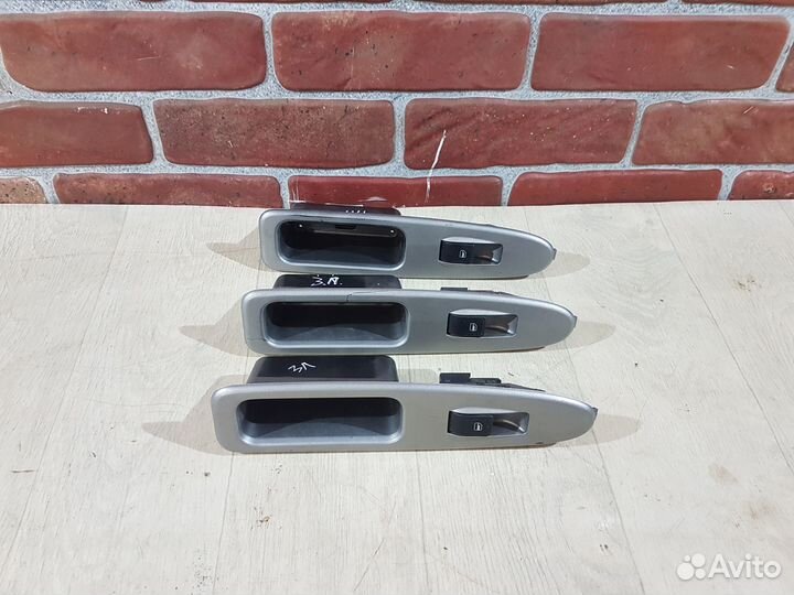 Кнопка стеклоподъемников Chery amulet a15