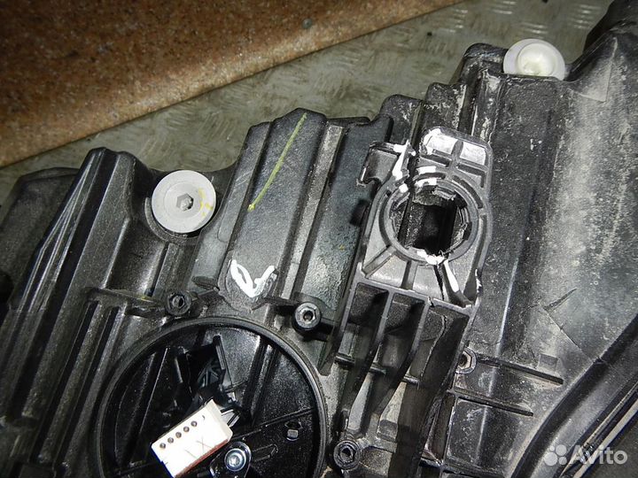 Фара левая BMW X7