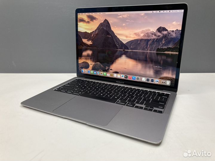 MacBook Air 13