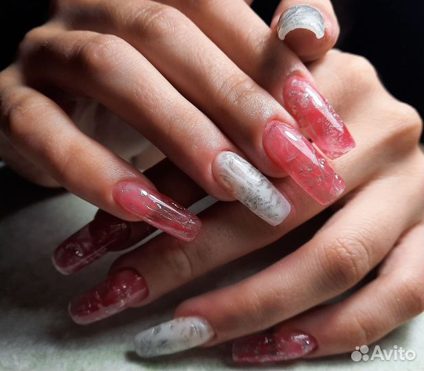 Модель на маникюр,наращивание ногтей