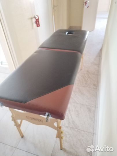 Массажная кушетка