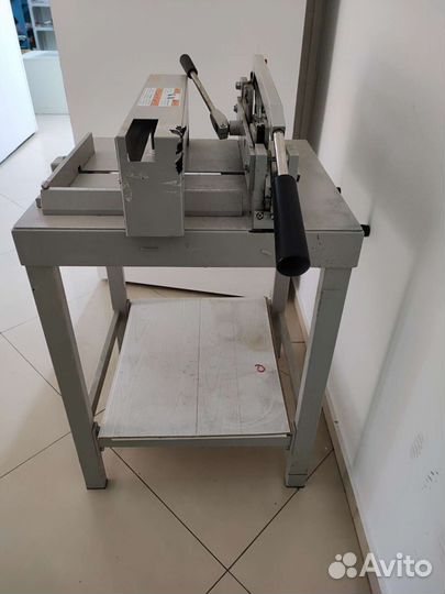 Резак для бумаги