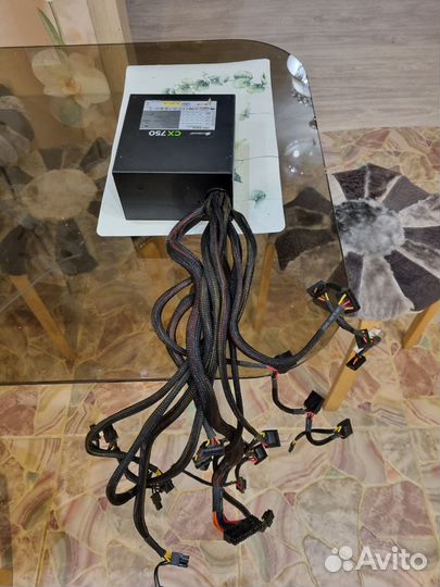 Блок питания Corsair CX750