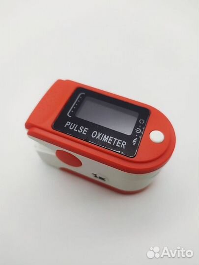 Пульсоксиметр на палец Fingertip