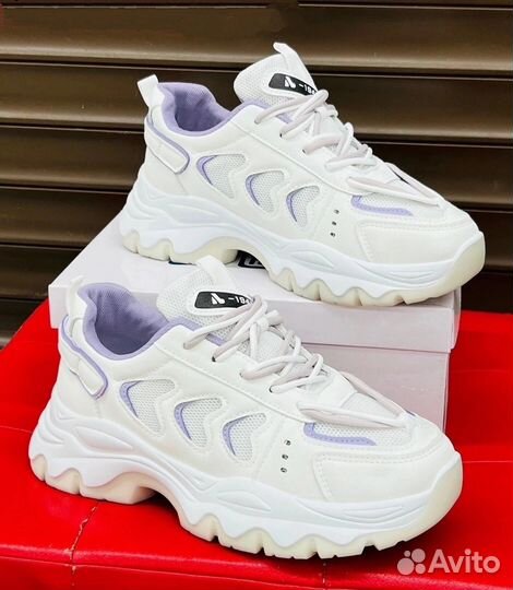 Кроссовки женские летние сетка