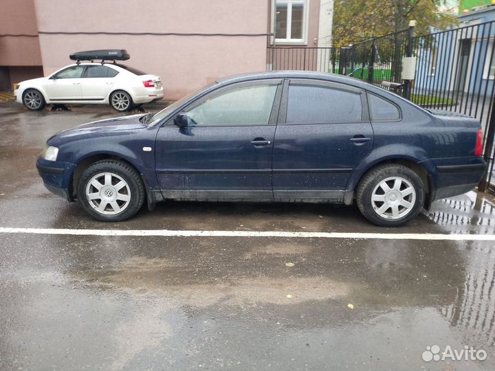 Volkswagen Passat 1.6 МТ, 1998, 377 000 км