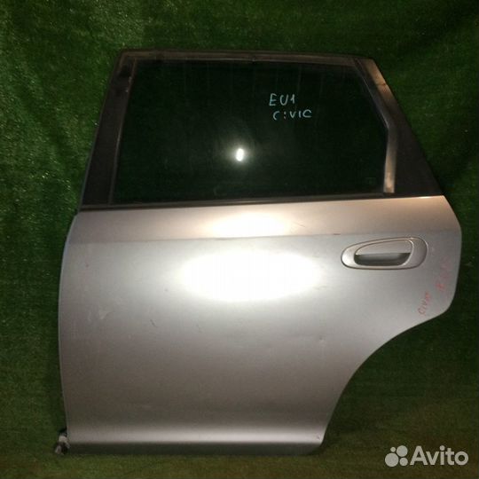Дверь задняя левая Honda Civic EU1 EU3 Серебро вмя