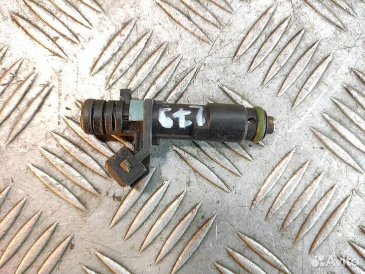 Форсунка двигателя Chevrolet Aveo 2005-2011