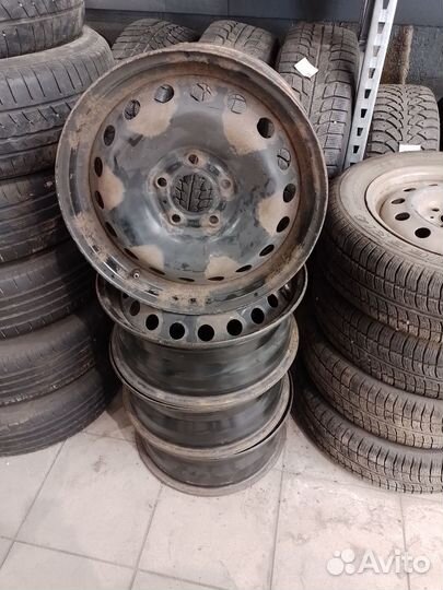 Диск 7,5/ R16 штампованный