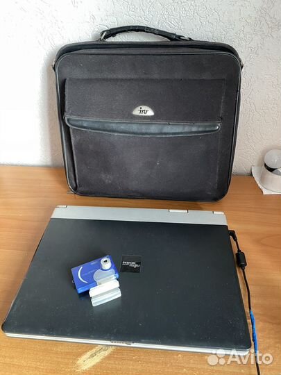 Ноутбук fujitsu siemens Windows XP