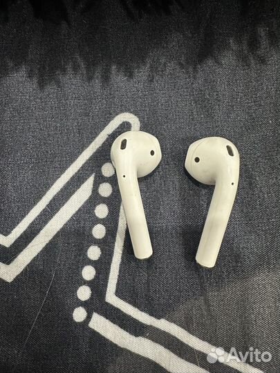 Airpods 2 без кейса