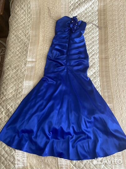 Платье вечернее