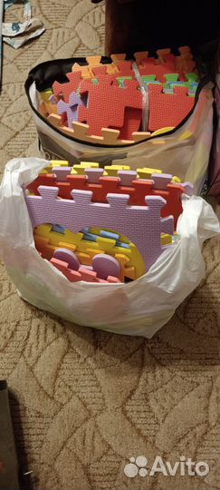 Детский коврик из пазлов