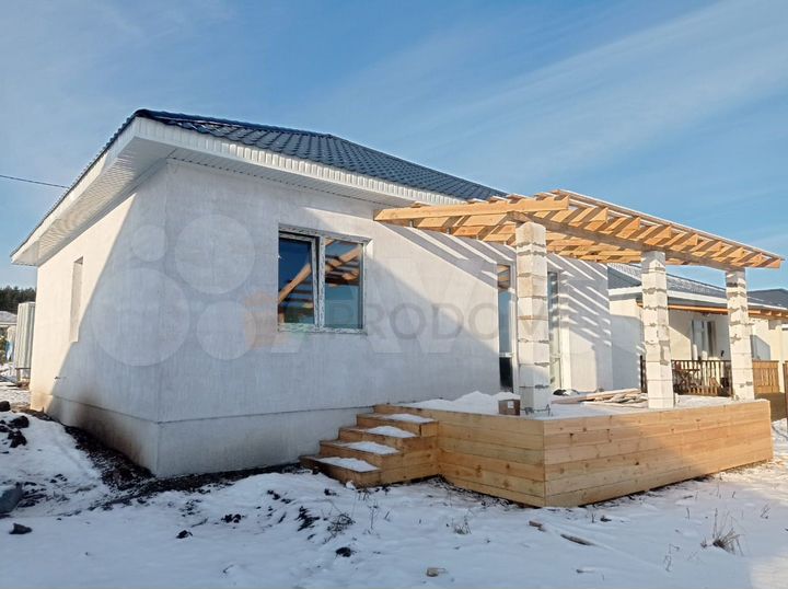 Коттедж 85 м² на участке 6 сот.