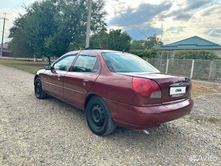 Ford Mondeo 2.0 МТ, 1999, 50 000 км