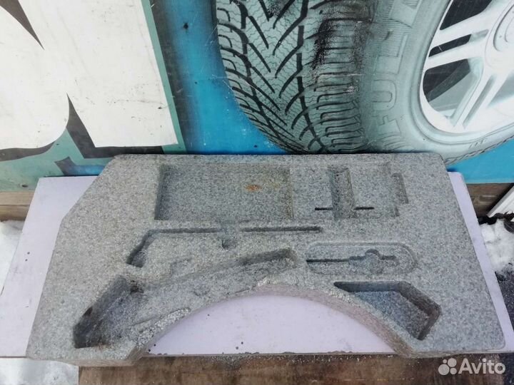 Наполнитель багажника Daewoo Nexia 1.5 нексия