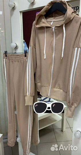 Спортивный костюм новый