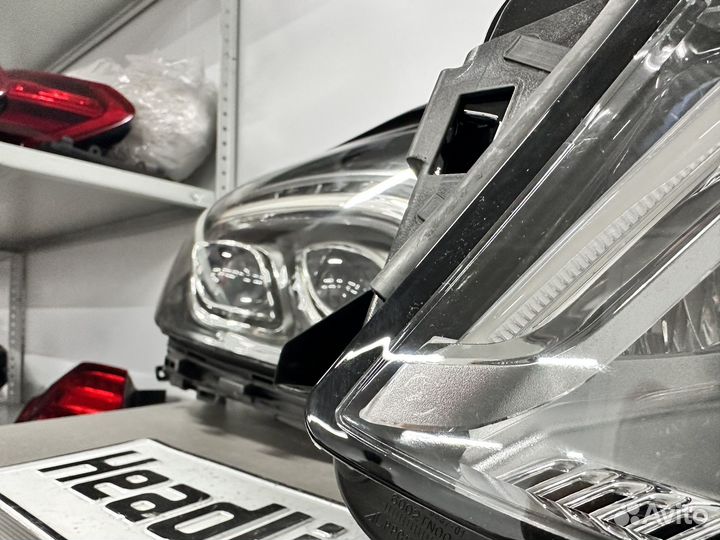 Комплект оригинальных фар от Mercedes GLE W166