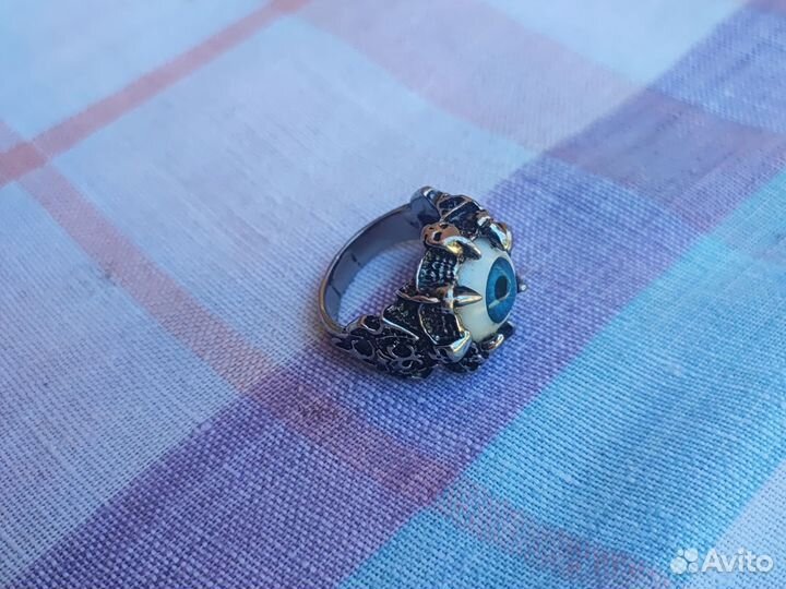 Серебряное кольцо мужское печатка от порча глаза